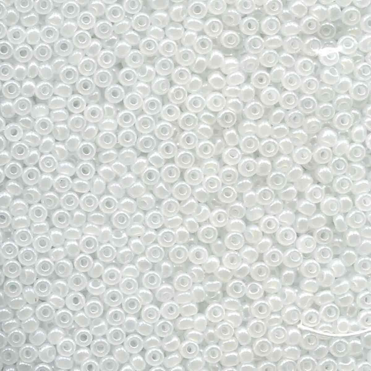 11/0 Preciosa White Pearl